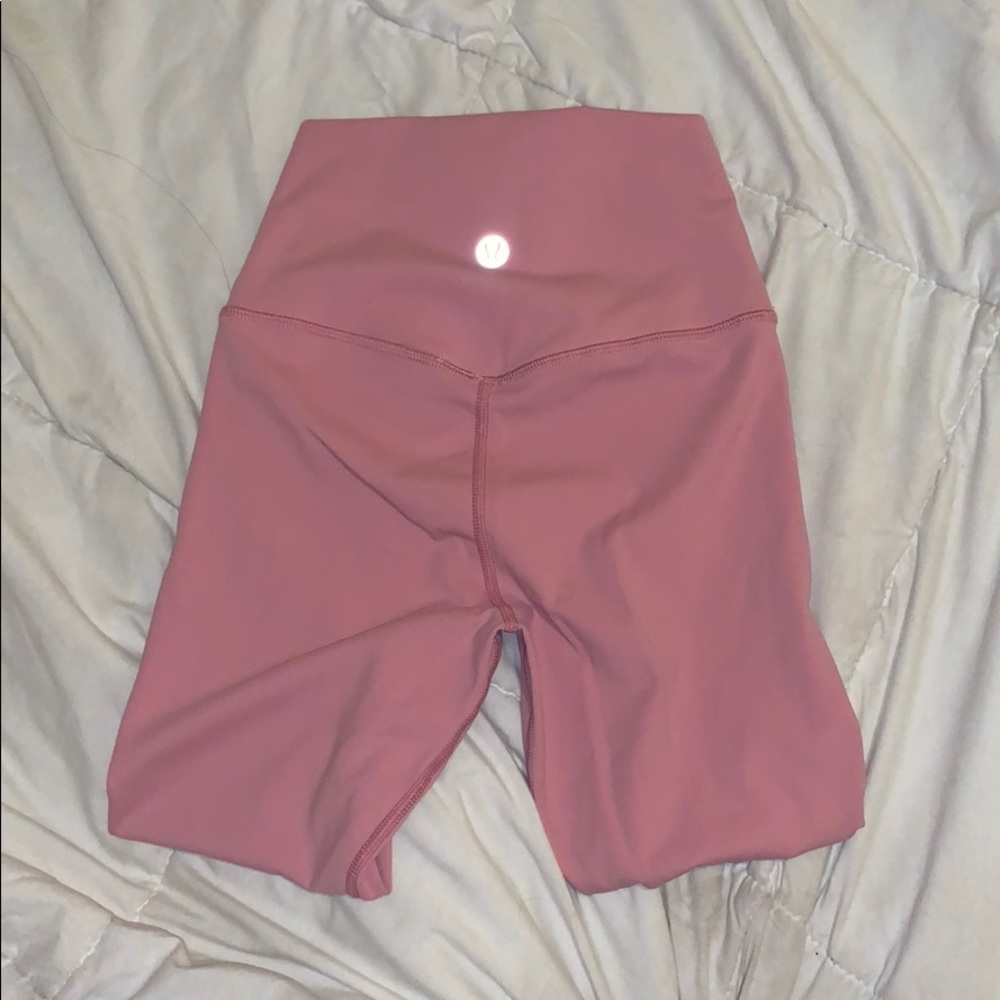 pink cropped lulu lemon leggings